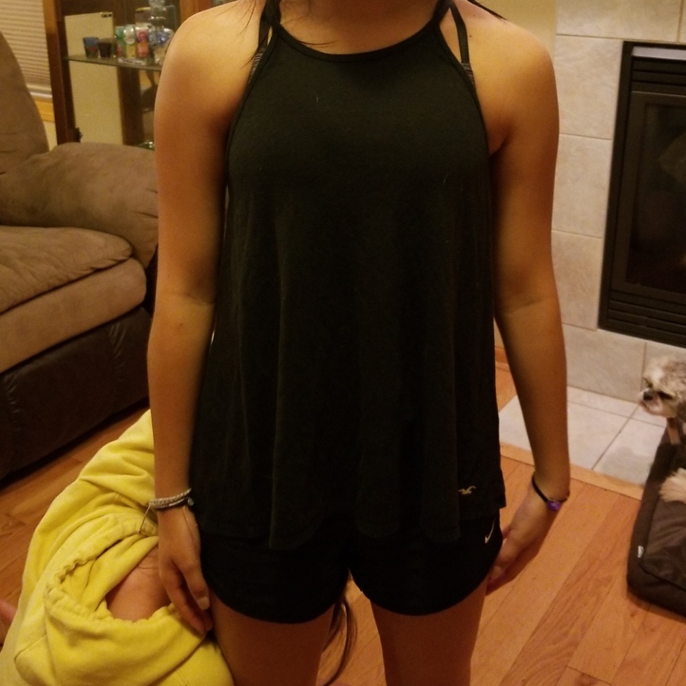 Hollister tank